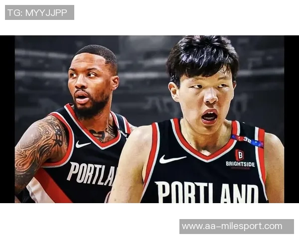 全员集结开拓者发布球队签名明信片利拉德与杨瀚森亲笔签名亮相 全员集结开拓者发布球队签名明信片利拉德与杨瀚森亲笔签名亮相