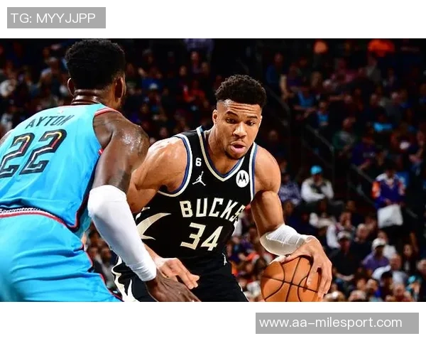 字母哥半场表现抢眼7投5中斩获10分7板3助助球队领先 字母哥半场表现抢眼7投5中斩获10分7板3助助球队领先