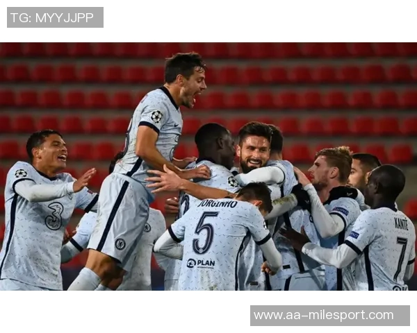 蓝军助教谈绝杀时刻与红牌问题期待球队改进与突破