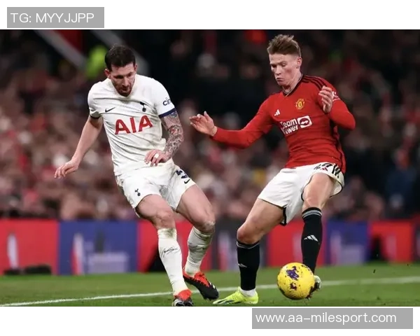 英超争冠形势紧张第2到第11名仅差4分竞争激烈 英超争冠形势紧张第2到第11名仅差4分竞争激烈