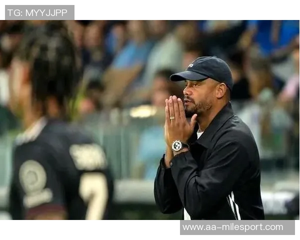 孔帕尼执教德甲40场斩获100分追平瓜帅创纪录成就 孔帕尼执教德甲40场斩获100分追平瓜帅创纪录成就